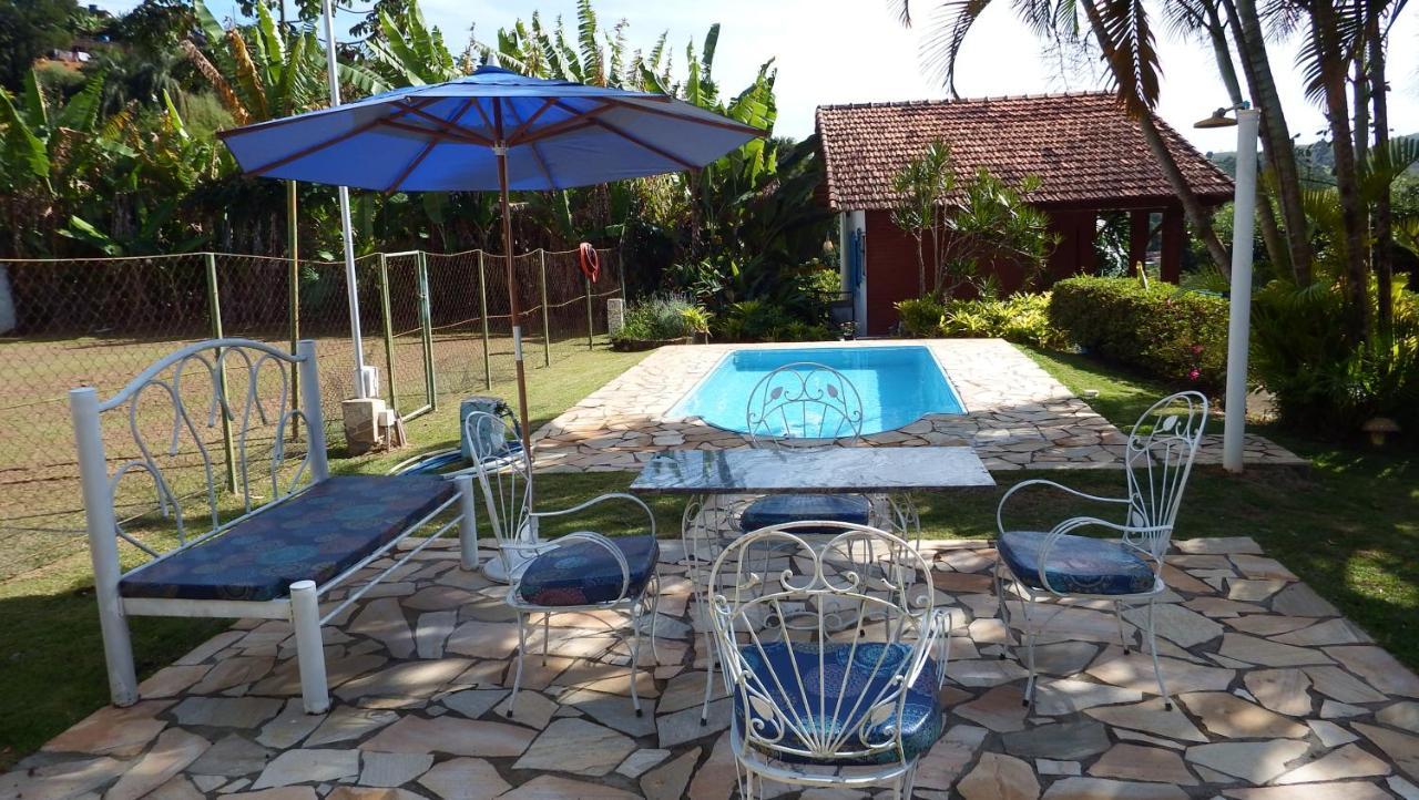 Casa Agradavel Com Piscina. Villa Miguel Pereira Buitenkant foto