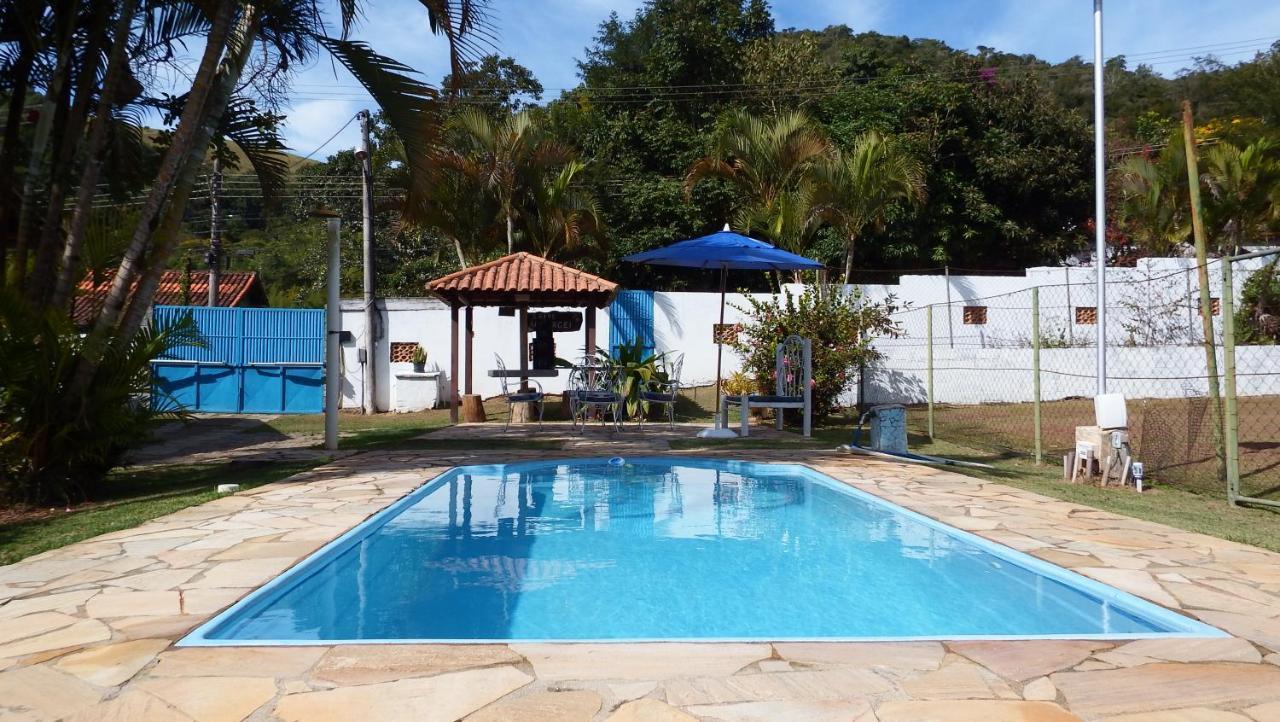 Casa Agradavel Com Piscina. Villa Miguel Pereira Buitenkant foto